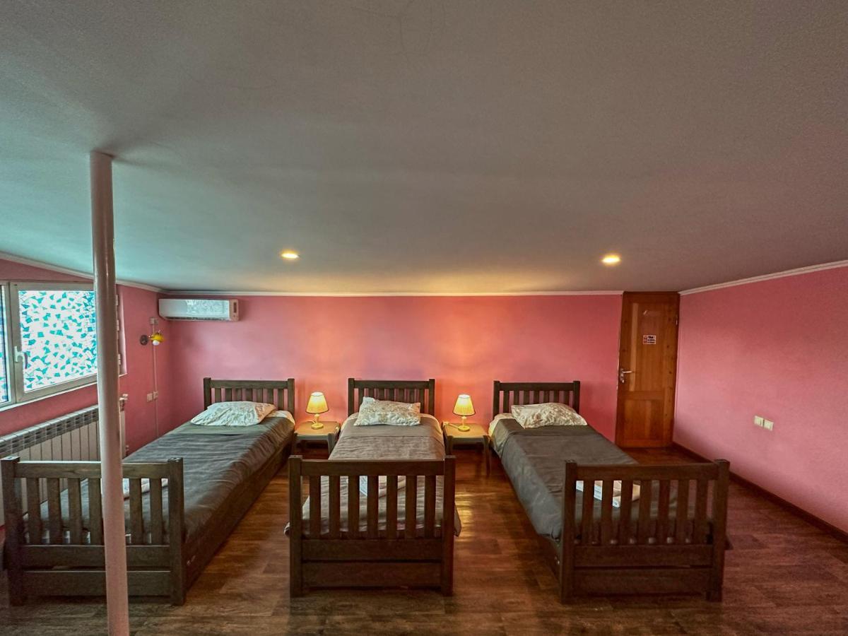 Hotel Нордвест à Erévan Extérieur photo